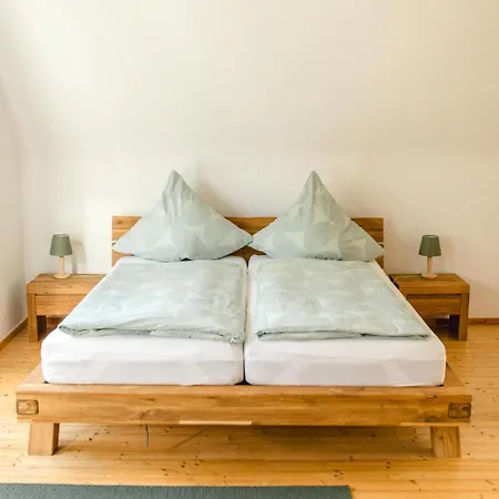 Emmerichsthal Apartamento *