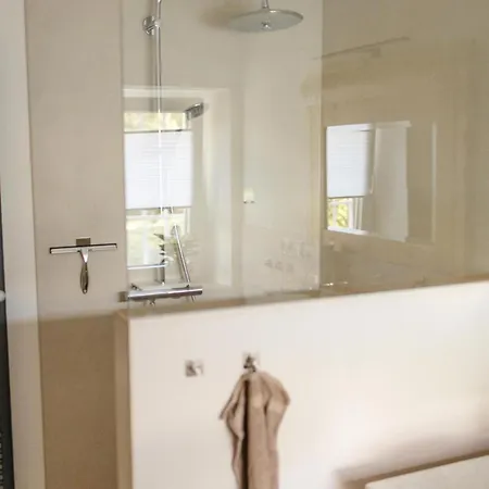 Emmerichsthal Apartamento *