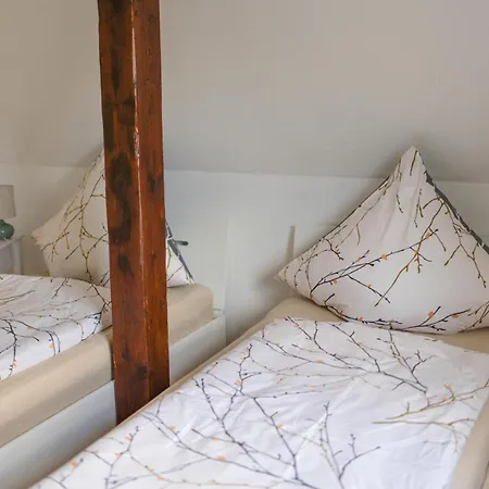 Emmerichsthal Apartamento *